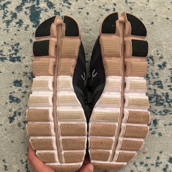 On Cloud Womens Cloudflow Rock/Rose Running Shoe - Picture 4 of 7